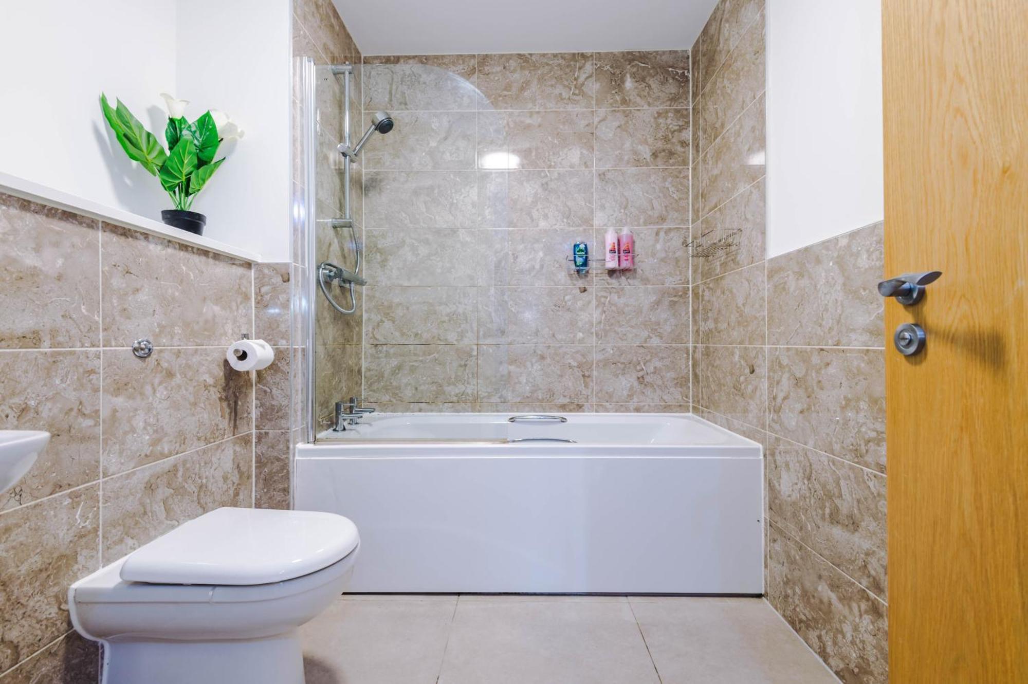 Lux Livin' Apartments - Luxury 5 Bed Apartment Manchester City Centre Exterior foto
